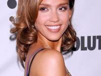 Cum isi mentine silueta Jessica Alba? Cum isi mentine silueta Jessica Alba?